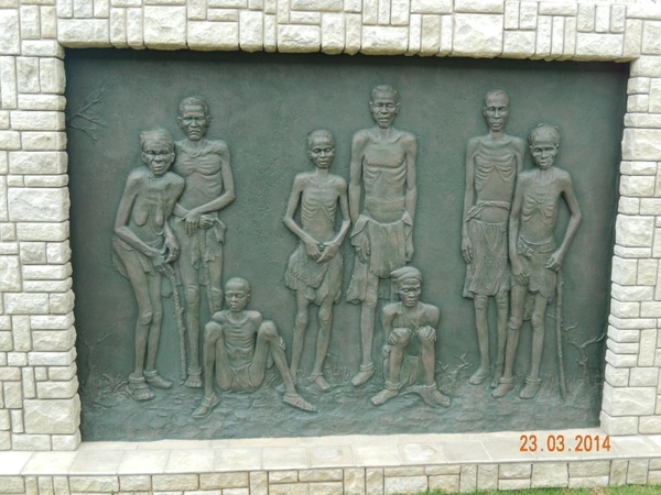 „Genozid-Denkmal“